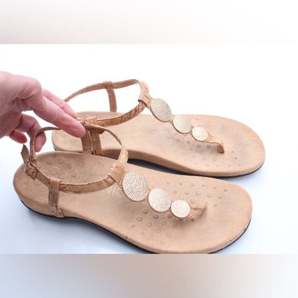 Vionic Lisbeth sandals - Picture 1 of 8